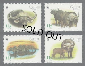 画像1: ギニアビサウ切手 　2002年　WWF　アフリカスイギュウ　動物　4種
