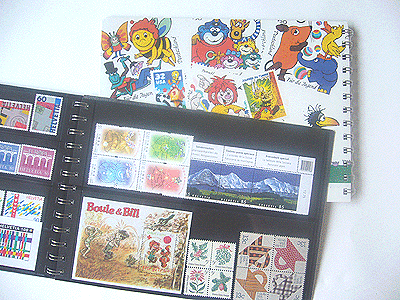 切手シートなどが収納出来るドイツ郵政ストックブック