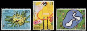 画像1: アイルランド切手　1979年　国際児童年　児童画　3種 (1)