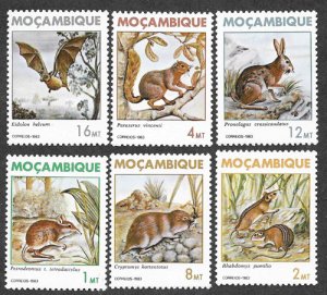 画像1: モザンビーク切手　1983年 小型哺乳類　ウサギ　ストローオオコウモリ　6種  (1)